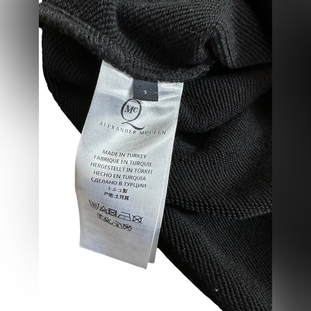 SOLD Authentic Alexander McQueen Sweater - Picture 4 of 8